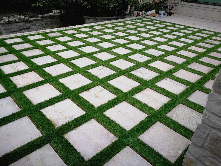 Synthetic Turf Takes You Back to School