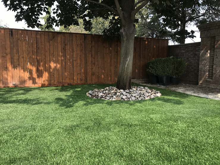 How To Keep Your Artificial Grass Looking Great